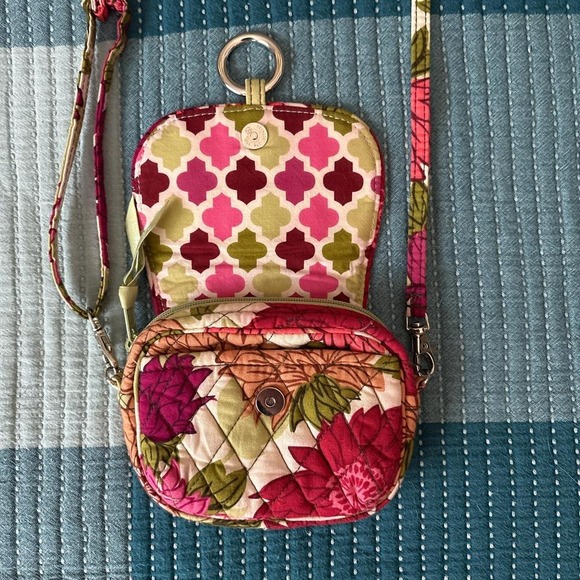Vintage Vera Bradley quilted crossbody bag - Picture 2 of 2